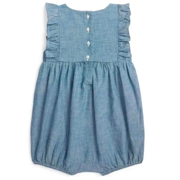 🆕 RALPH LAUREN BABY SLEEVELESS CHAMBRAY RUFFLE SHORTALL-DENIM LIGHT
RALPH LAUREN - Picture 2 of 3